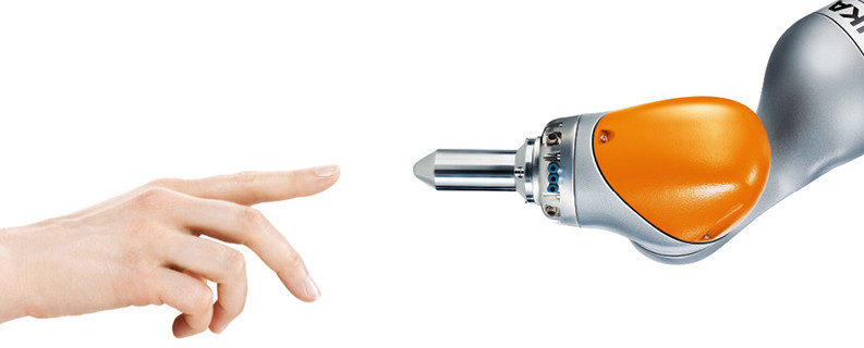 kuka_iiwa_microsite_2l_1_Lightbox